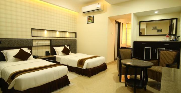 Hotel Southern Residency Kelambākkam Extérieur photo